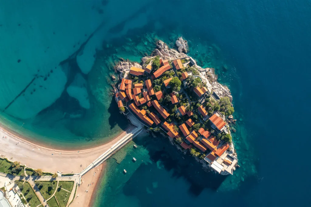 Sveti Stefan sulla costa adriatica